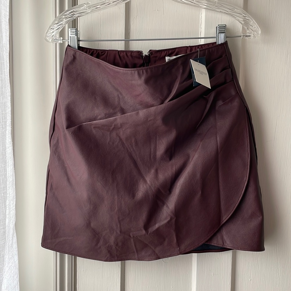 Abercrombie & Fitch - purple vegan leather skirt - small